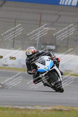 media/Oct-15-2022-Fastrack Riders (Sat) [[9a18b22502]]/Level2/Turn 9 1130am/